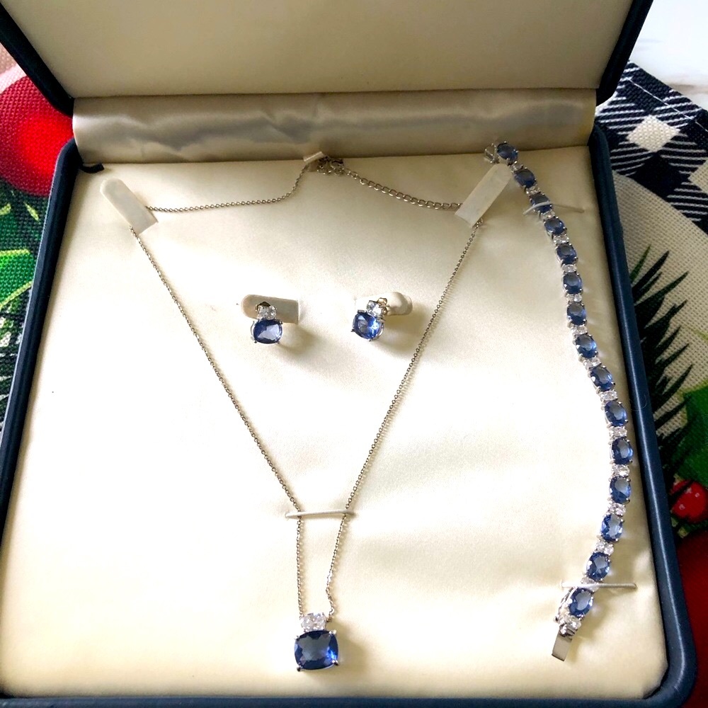 Tara Vanessa beautiful blue sapphire set, bracelet, earrings, and necklace .